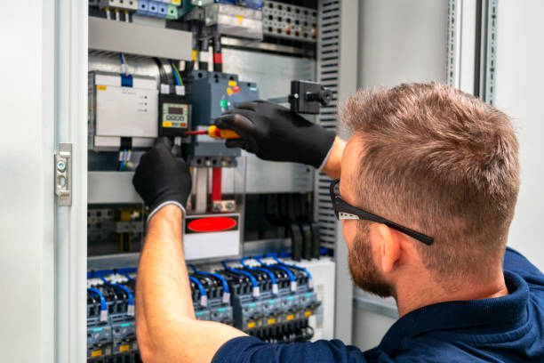 Best Affordable Electrician  in Lady Lake, FL